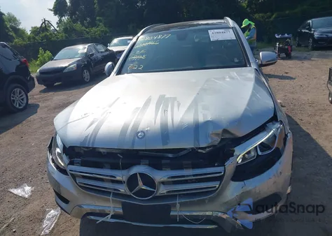 2017 Mercedes-Benz Glc 300 4Matic z USA, uszkodzony, nr VIN WDC0G4KB1HF141356